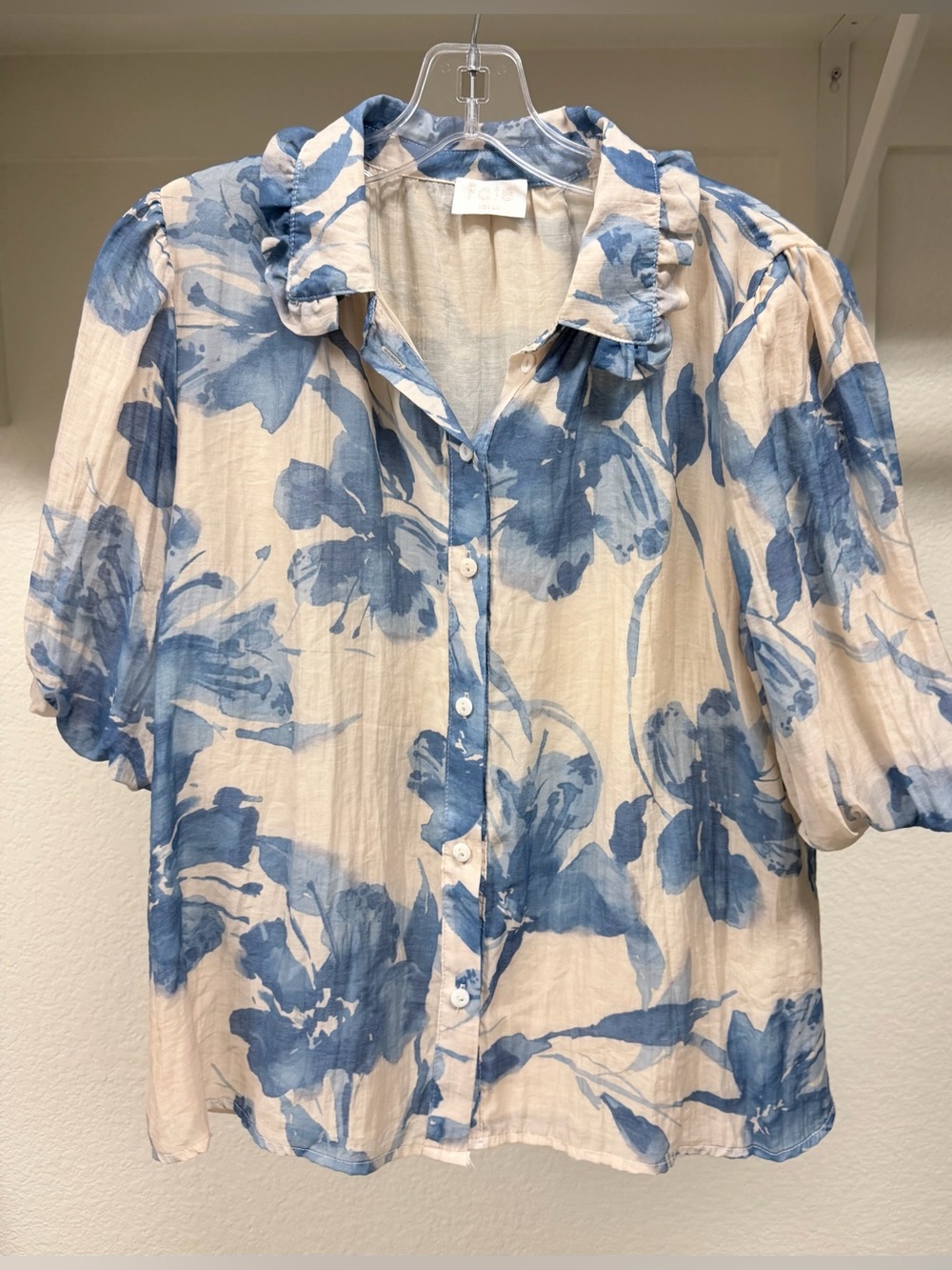 Fate Blue and Cream Floral Button-Down Shirt
